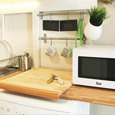 Window To I * Лісабон